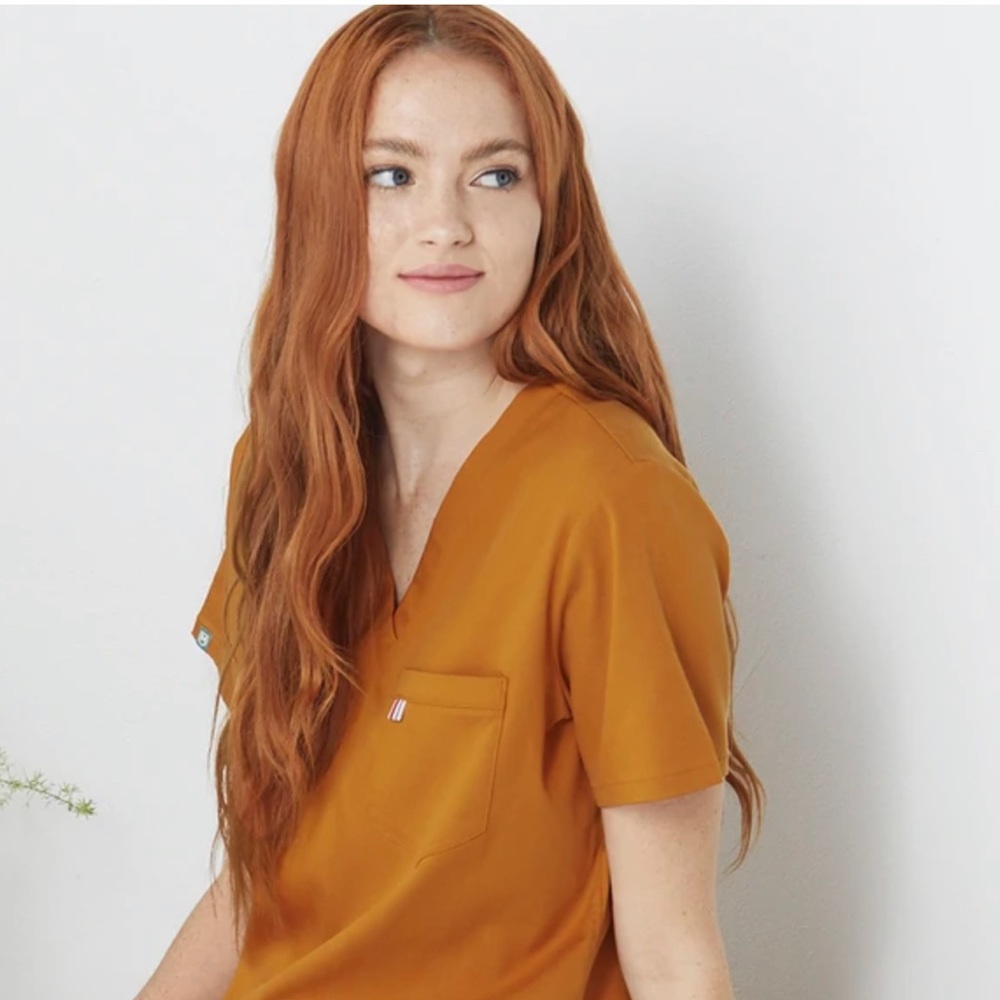 Mediclo Scrubs Top      W-15